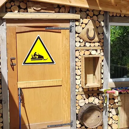 Parque de Campismo Insolite Le Village Saint-Michel-Chef-Chef