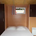 Insolite Le Village Кемпинг Сен-Мишель-Шеф-Шеф