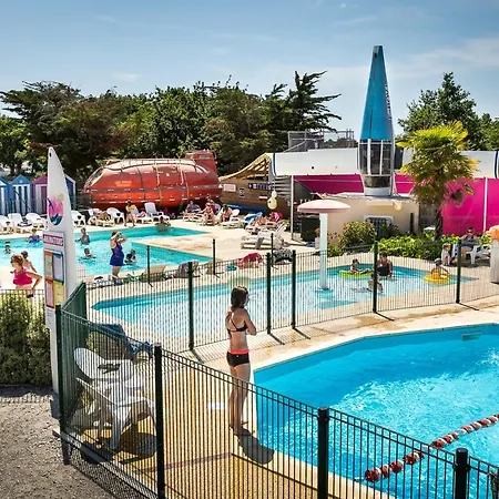 Campeggio Insolite Le Village