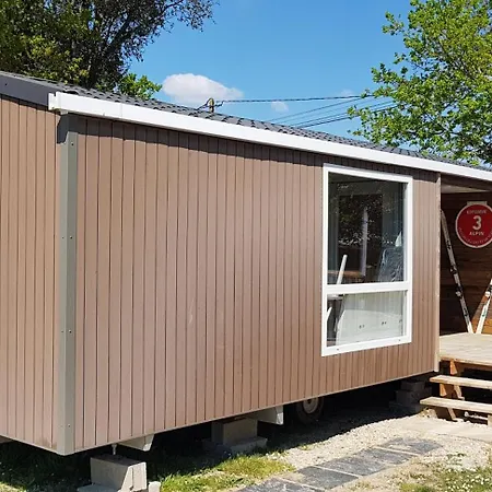 Kemp Insolite Le Village