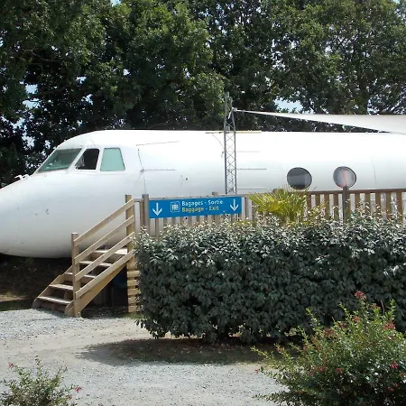 Insolite Le Village Camping Saint-Michel-Chef-Chef