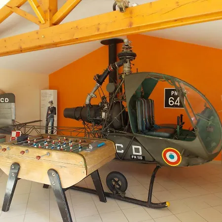 Insolite Le Village キャンプ場 サン・ミシェル・シェフ・シェフ