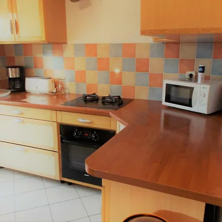 Insolite Le Village サン・ミシェル・シェフ・シェフ