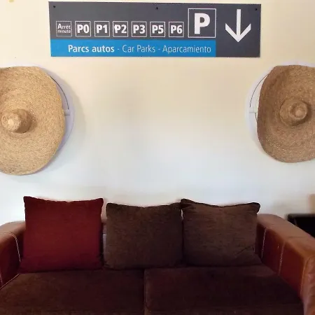 Insolite Le Village キャンプ場