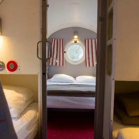 אתר קמפינג Insolite Le Village *