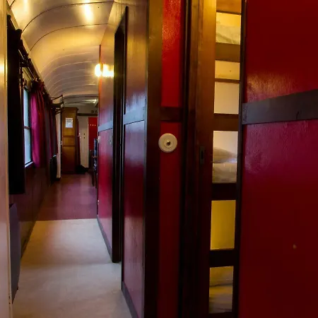 キャンプ場 Insolite Le Village サン・ミシェル・シェフ・シェフ