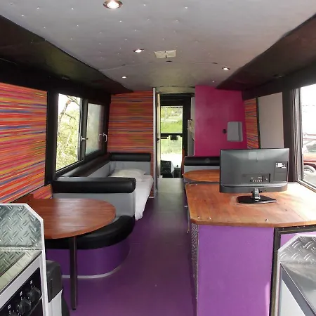 Insolite Le Village サン・ミシェル・シェフ・シェフ