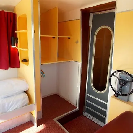 キャンプ場 Insolite Le Village