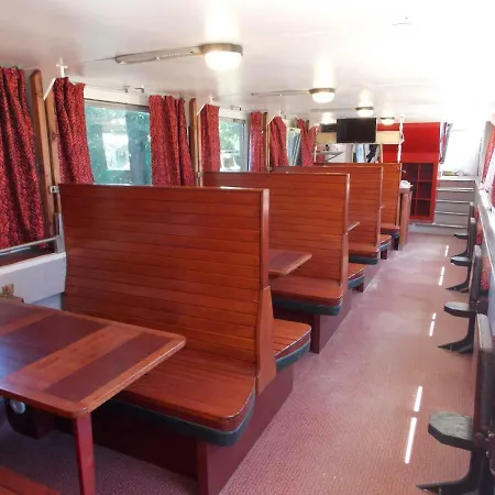 Insolite Le Village * サン・ミシェル・シェフ・シェフ