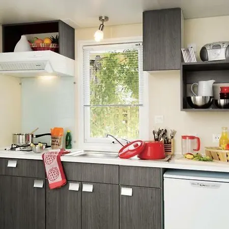 キャンプ場 Insolite Le Village