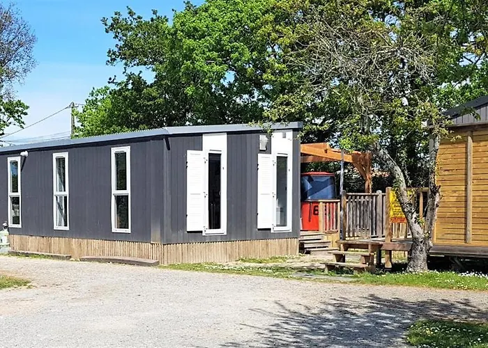 Insolite Le Village Kemp Saint-Michel-Chef-Chef