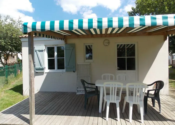 Kemp Insolite Le Village *